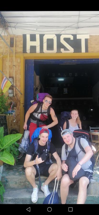 Banphe​ Hostel Ngoại thất bức ảnh