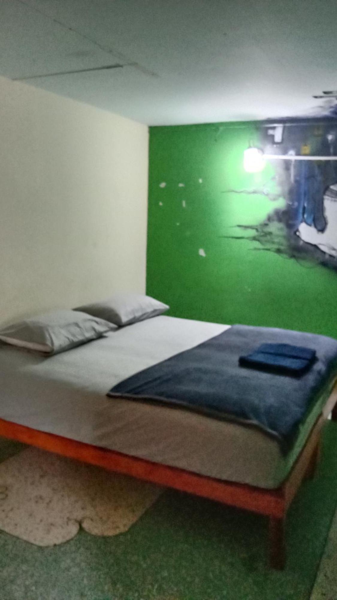 Banphe​ Hostel Ngoại thất bức ảnh